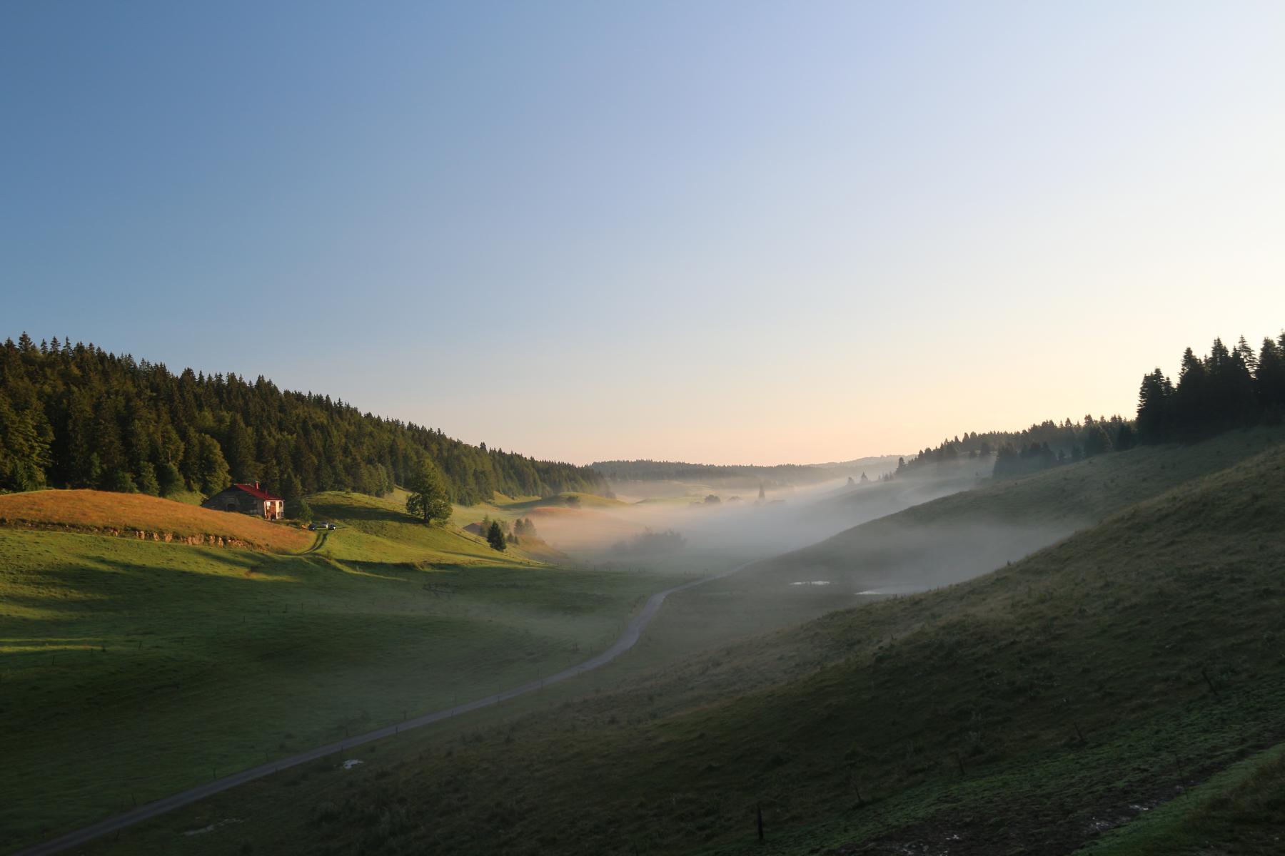 Paysage au levé du soleil, Haute Combe, haut Jura